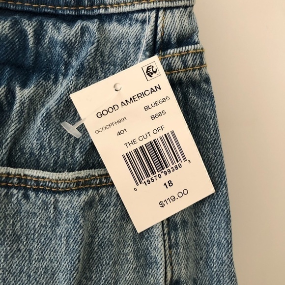 Good American Blue Cut Off Shorts 18 - Picture 6 of 9